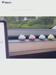 DIY Cloud Air Vent Car Diffuser with Fragrance Oil English product video with transparent TailorEV branding