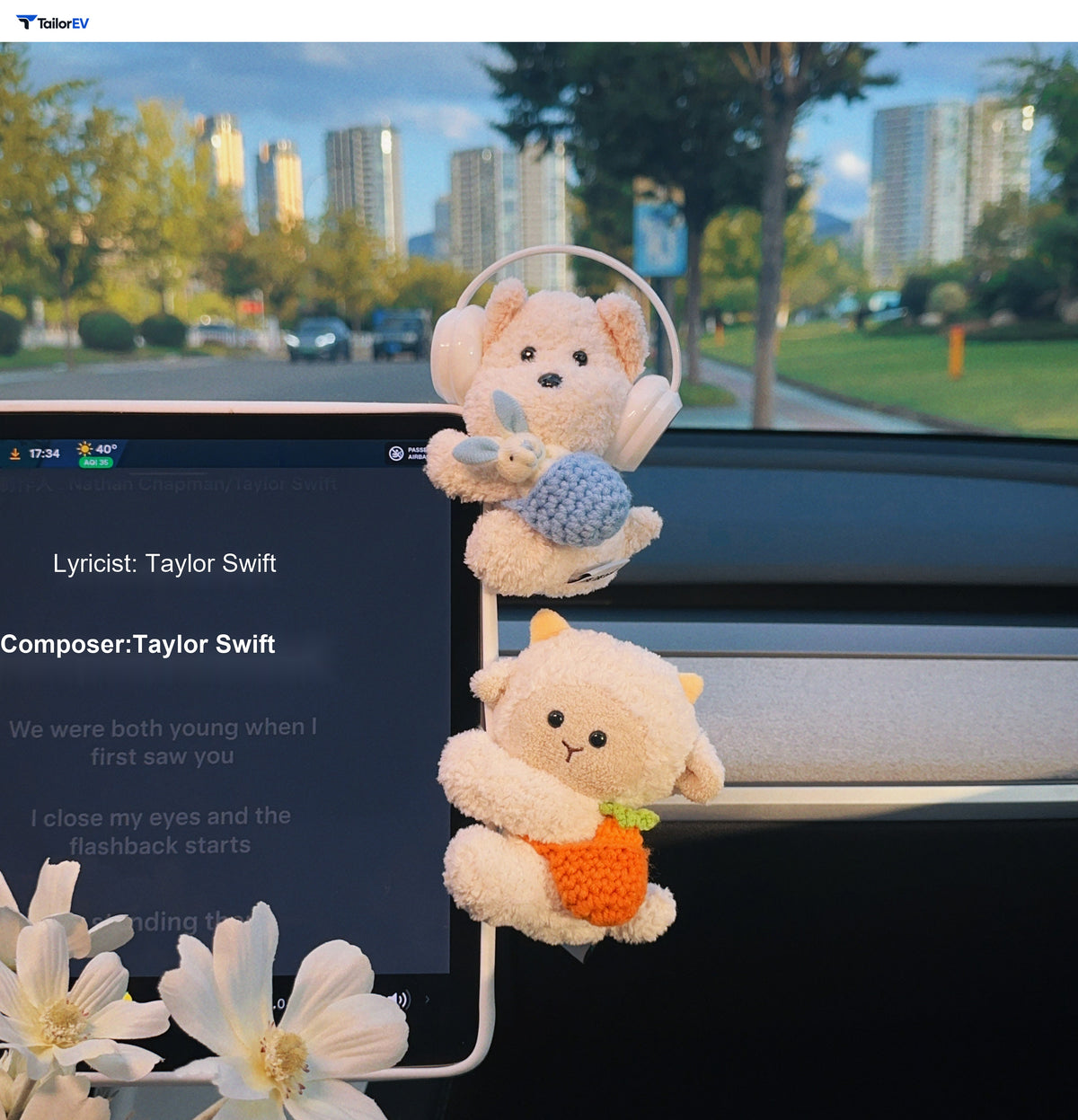 Plush Animal Screen Decorations for Tesla & Car Interiors product photo — photo 2